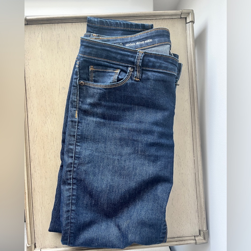 LOFT Modern Ankle Skinny Jean